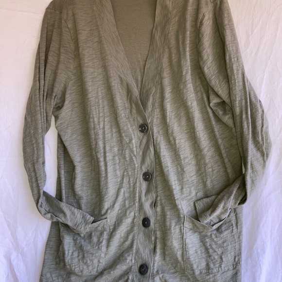 Talbots Woman 1XP 2 piece light weight "sweater set" - Picture 5 of 9